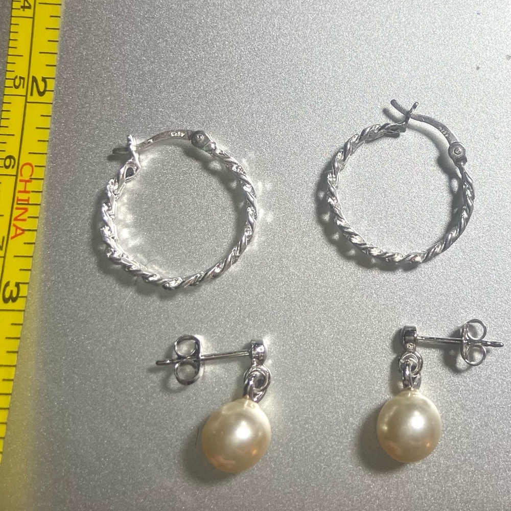 Two pairs of Sterling Silver Earrings Lot